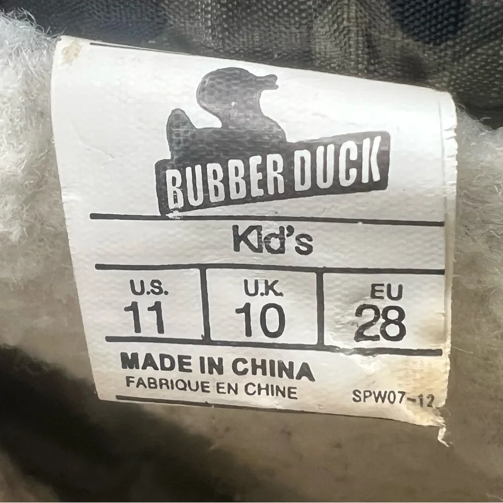 Rubber Duck Green Camouflage Snow Boots Size 11 Toddler